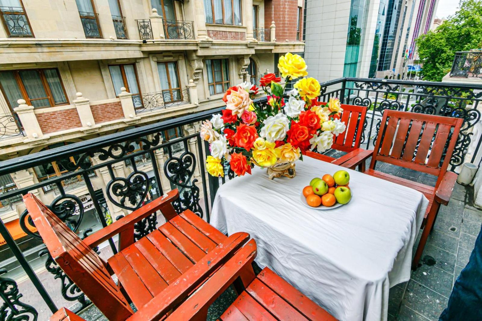 Sera Hotel Baku Bagian luar foto