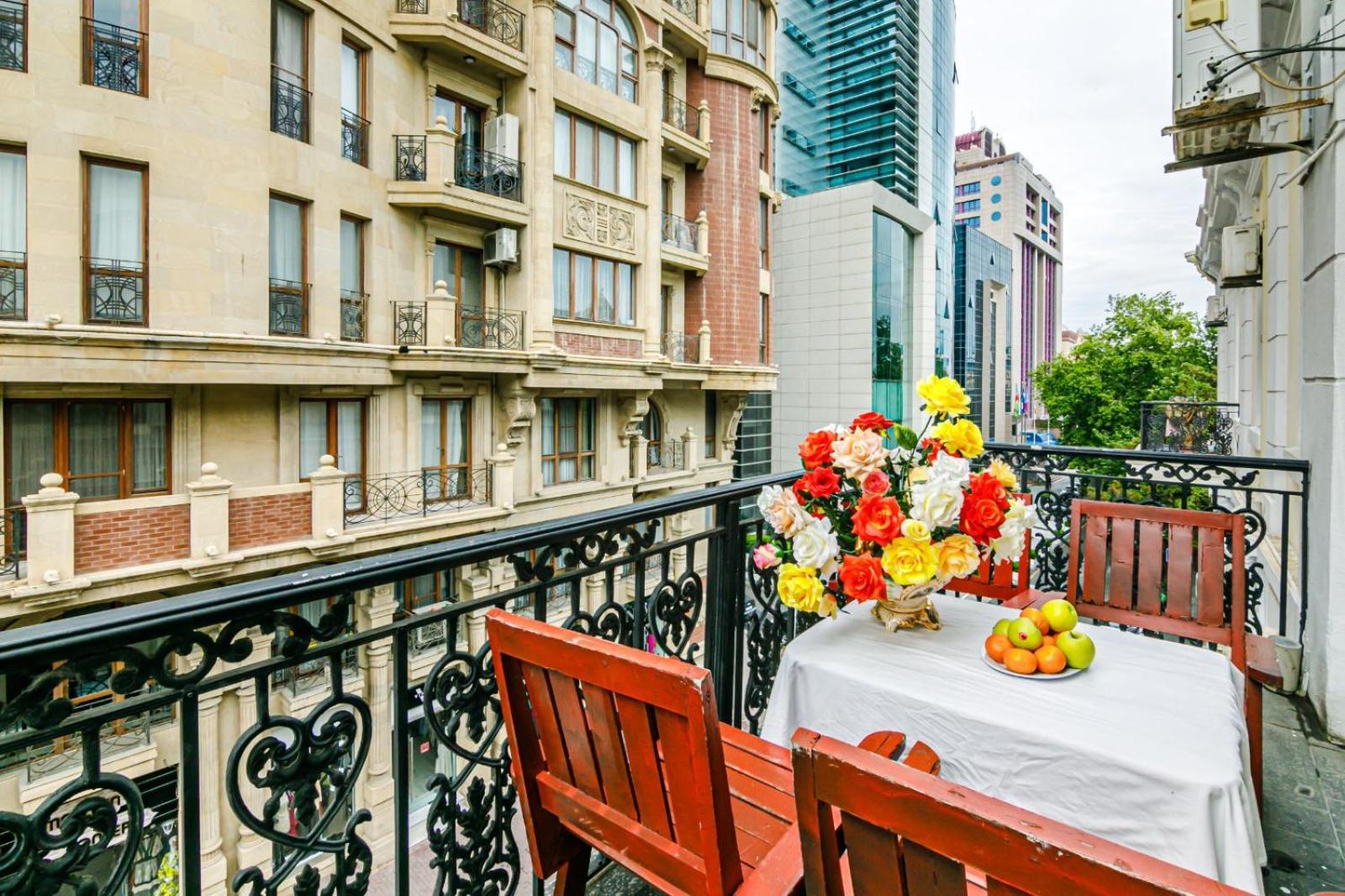 Sera Hotel Baku Bagian luar foto