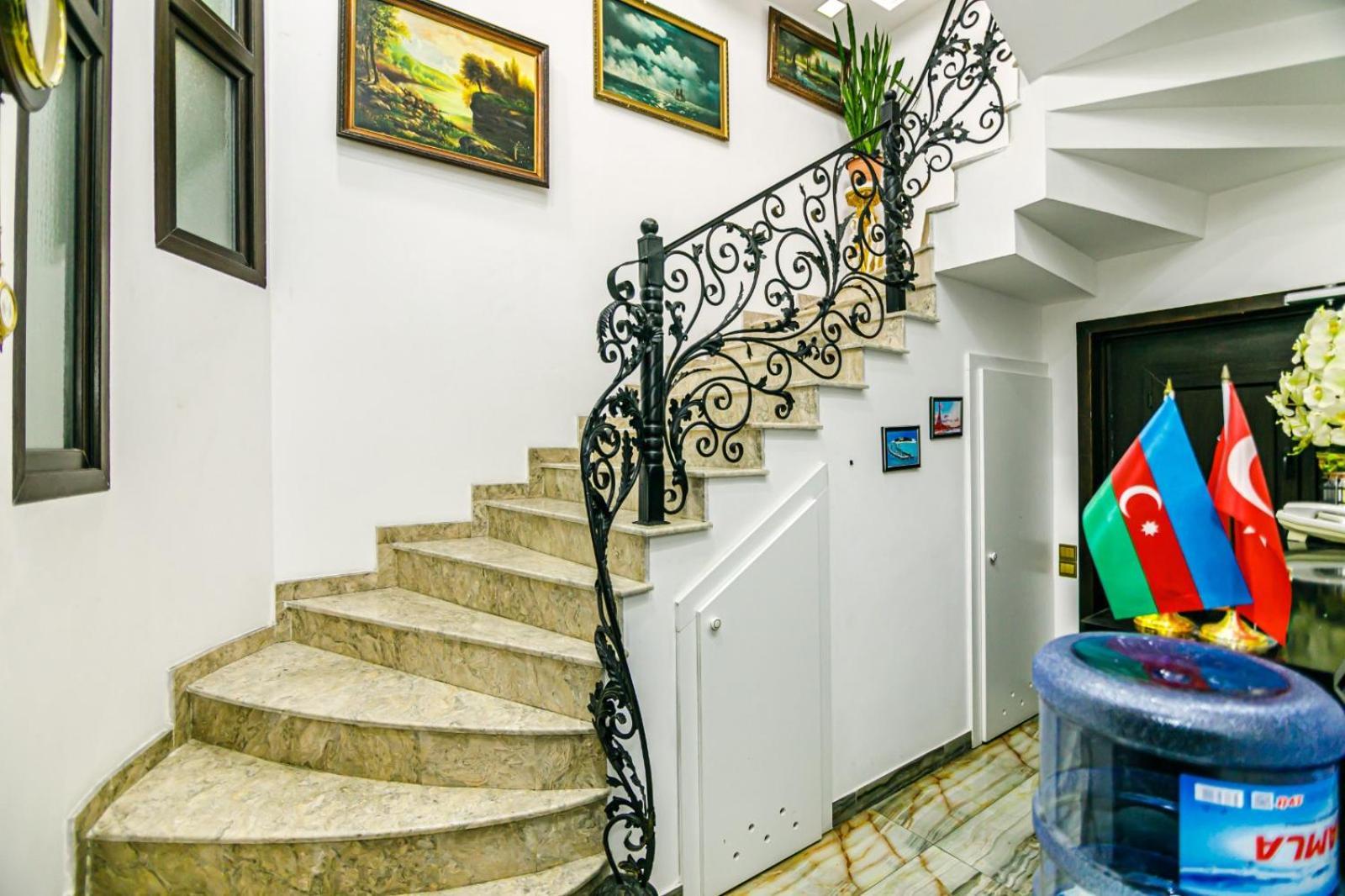 Sera Hotel Baku Bagian luar foto
