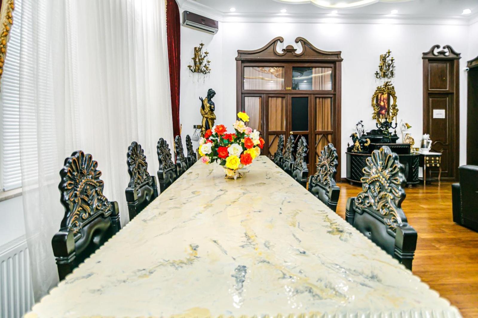 Sera Hotel Baku Bagian luar foto
