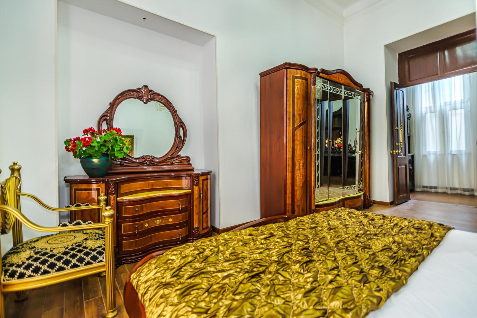 Sera Hotel Baku Bagian luar foto